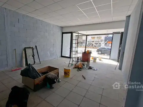 Local en Alquiler en Florida Mitre/Este, USD 3.100