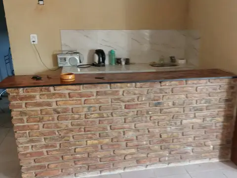 ALQUILO GALPON INDUSTRIAL DE 200 M2
