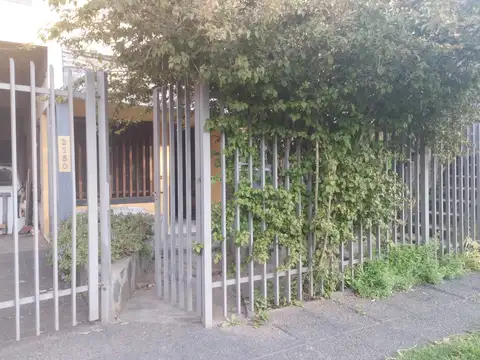Depto Tipo Casa en Alquiler de 3 ambientes