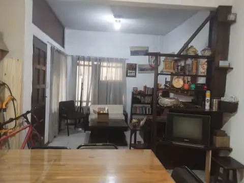 Depto Tipo Casa en Alquiler de 2 dormitorios