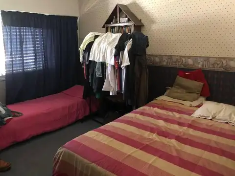Casa 4 ambientes con 1 baño