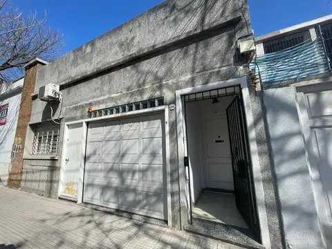 DEPARTAMENTO TIPO PH 3 AMBIENTES EN VENTA PLANTA BAJA AL FONDO + PATIO + TERRAZA (ESPACIO AEREO PROPIO)