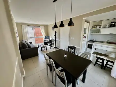 Departamento en Alquiler con 1 cocheras