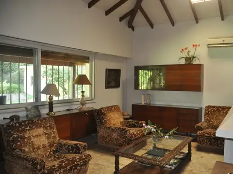 Casa en Venta en Ricardo Rojas, USD 200.000