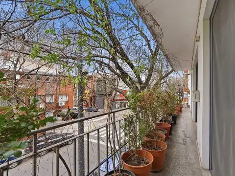 Depto Tipo Casa 6 ambientes con 3 baños