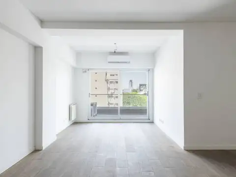 Cabildo 4600, Piso 7