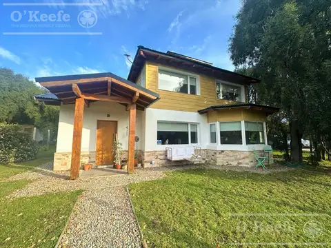 Casa tipo PH de 3 ambientes con jardín propio en venta, zona Pinar del Lago.