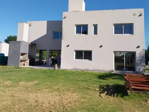 Casa en Venta 1 año