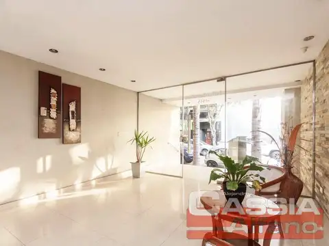 Departamento en Venta con 3 cocheras