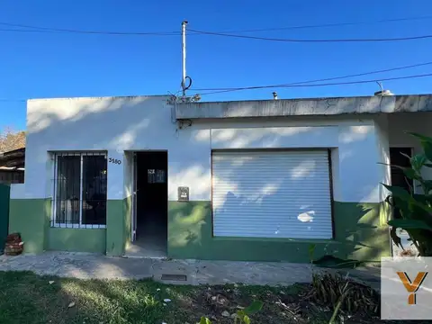 Casa en venta - 2 Dormitorios 1 Baño - Mercedes
