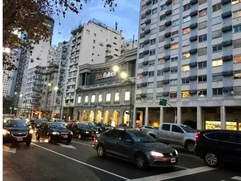 Av Libertador 700 , Piso 11