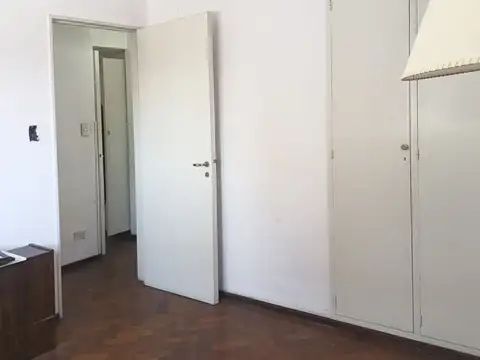 VENTA DPTO 3 DORMITORIOS CENTRO CON BALCON 15 M2