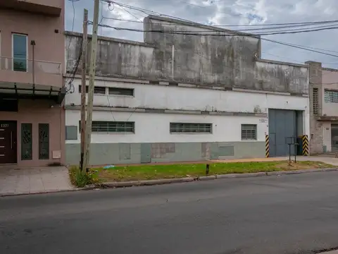 Local en Venta 50 años