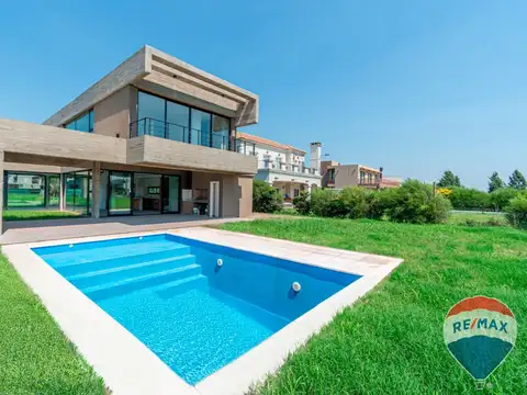 Casa venta Terralagos  a estrenar piscina FINANCIA
