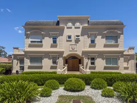 Casa en Venta de 5 dormitorios