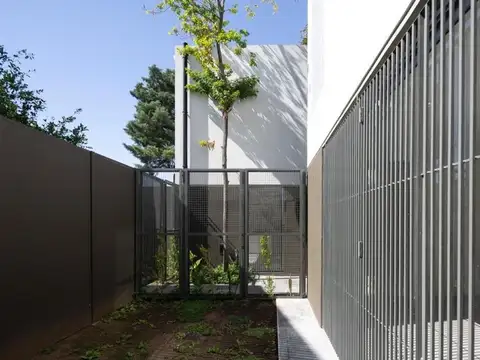 Depto Tipo Casa 3 ambientes con 2 baños