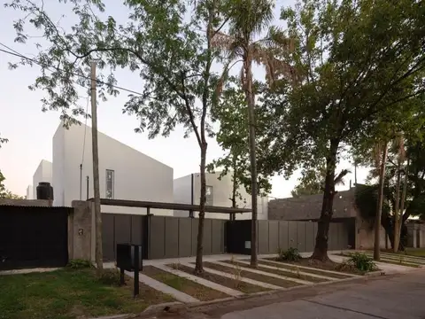 Venta 3 ambientes cochera.Financia.Permuta