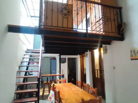 Oficina/depósito 6 amb. en alquiler en Balvanera