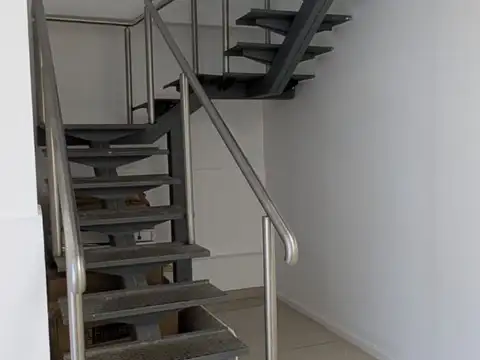 Excelente local de gran magnitud en el centro de Posadas Misiones