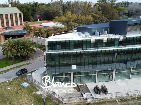 Local en Alquiler en Pilar, USD 16.000