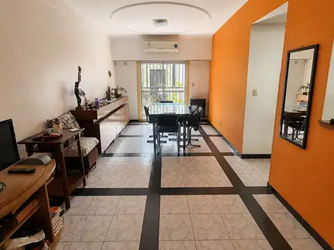 Bahía Blanca 200, Piso 2