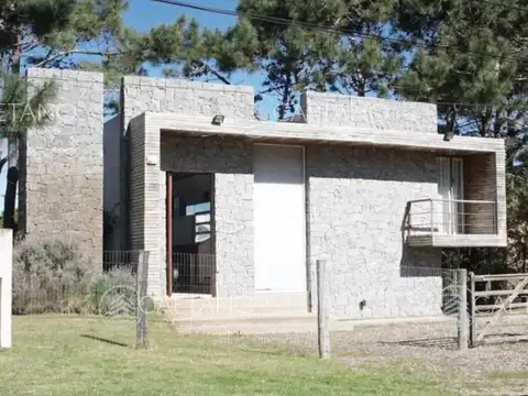 Casa de piedra en Rincón del Indio