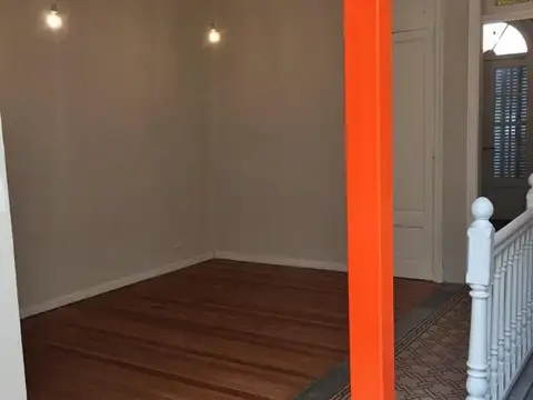 Depto Tipo Casa en Venta en Olivos, USD 239.000