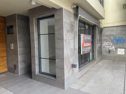 Local en Alquiler en Martínez Vías / Santa Fe, $ 800.000