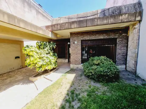 Venta casa 3 ambientes en Villa Libertad