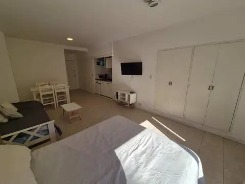 VENTA MONOAMBIENTE DIVISIBLE RETIRO
