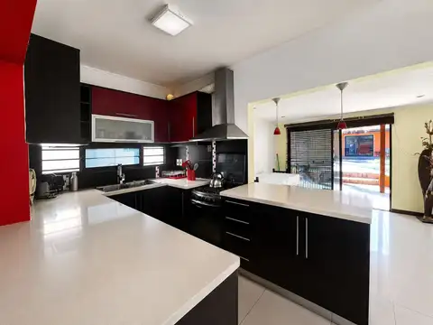 Casa en Venta en Lomas de Solymar, USD 339.000