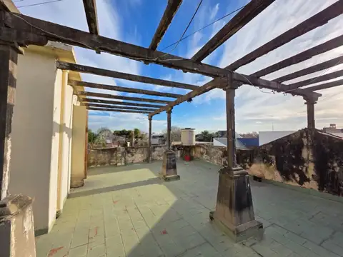 VENTA PH 5 AMB COCHERA PATIO Y TERRAZA GERLI LANUS