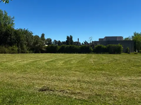 Venta lote terreno interno Barrio Náutico El Cazal Escobar