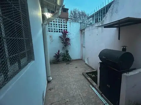 Depto Tipo Casa en Venta en Villa Maipú, USD 65.000