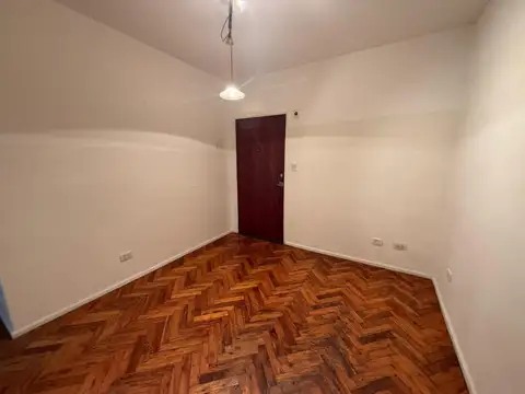 Bulnes 700, Piso 4