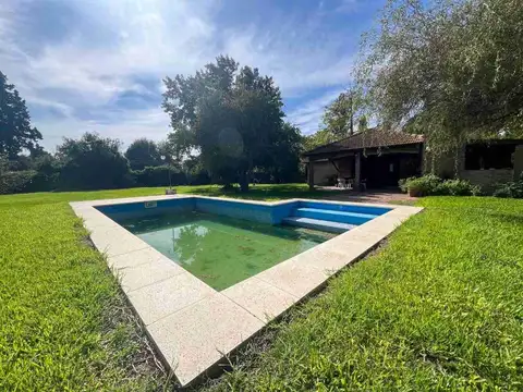 Casa 5 ambientes con 2 baños
