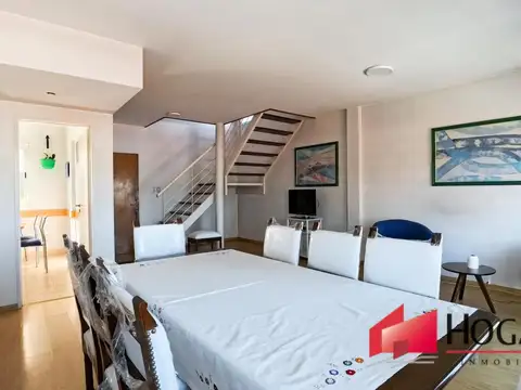 Depto Tipo Casa 7 ambientes con 3 baños