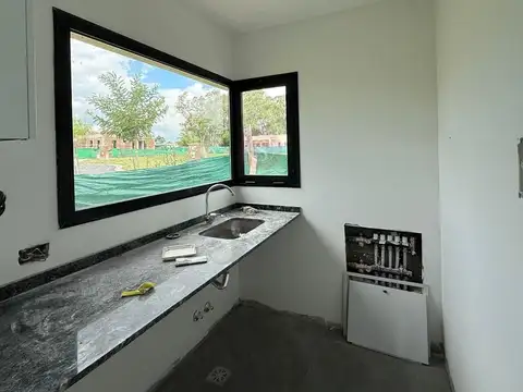 Casa Quinta  en Venta en Santa Sofía, Pilar del Este, Pilar