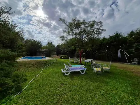 Casa 5 ambientes con 2 baños