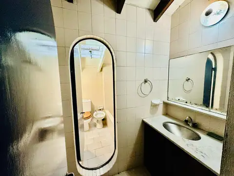 Casa 6 ambientes con 3 baños