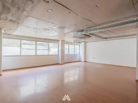Oficina en Venta en Ciudad Vieja, USD 150.000