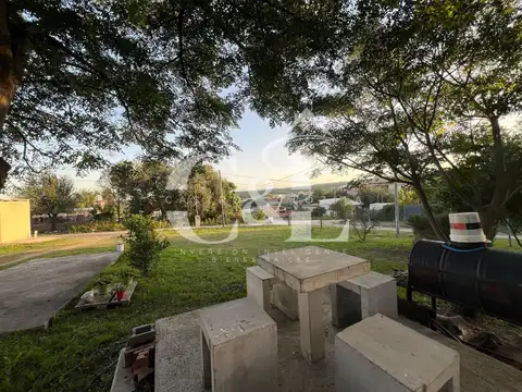 Casa 2 ambientes con 1 baño