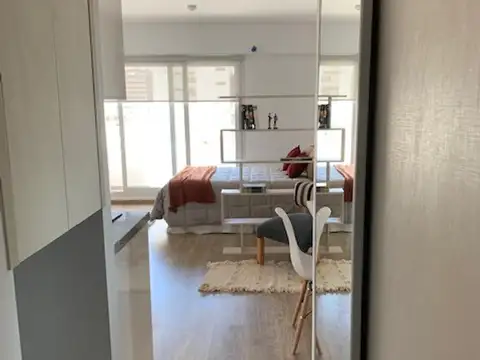 Mono ambiente con terraza exclusiva - 3 DE FEBRERO 1820