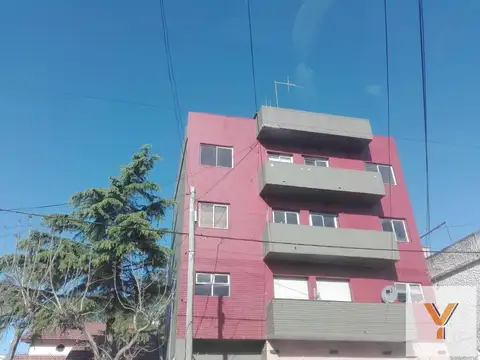 Edificio Comercial en venta - 9 Dormitorios 8 Baños - 650Mts2 - San Clemente del Tuyú