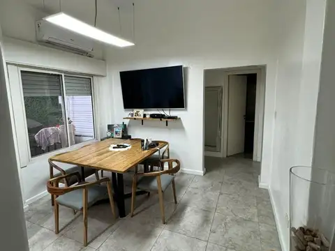 Depto Tipo Casa 2 ambientes con 1 baño