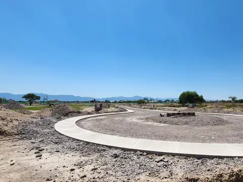 Terreno en Venta 30  mts Fondo