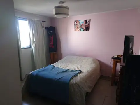 CASA 4 AMBIENTES EN VENTA EN B° LA CASTELLANA