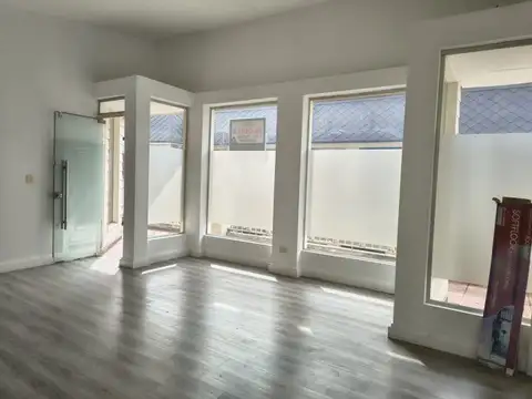 Local en Alquiler en Centro, $ 480.000