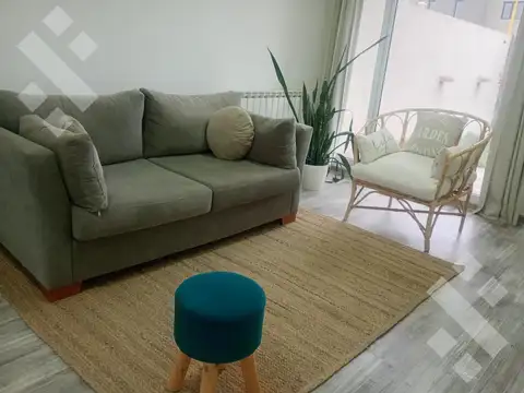 Depto Tipo Casa 4 ambientes con 2 baños