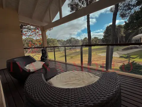 CASA EN VENTA - GOLF DE PINAMAR - VISTA AL NUEVO GOLF
